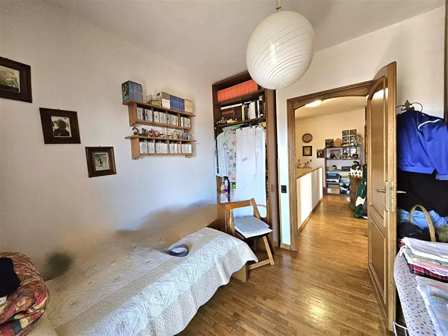 Immagine 19 di Casa quadrifamiliare in vendita  a Massa