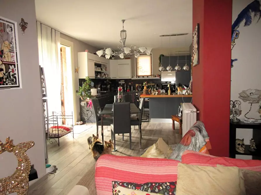 Immagine 2 di Appartamento in vendita  a Empoli