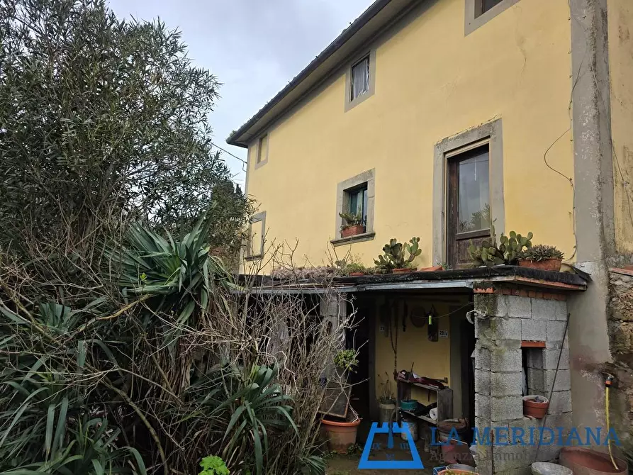 Immagine 38 di Casa indipendente in vendita  a Lamporecchio