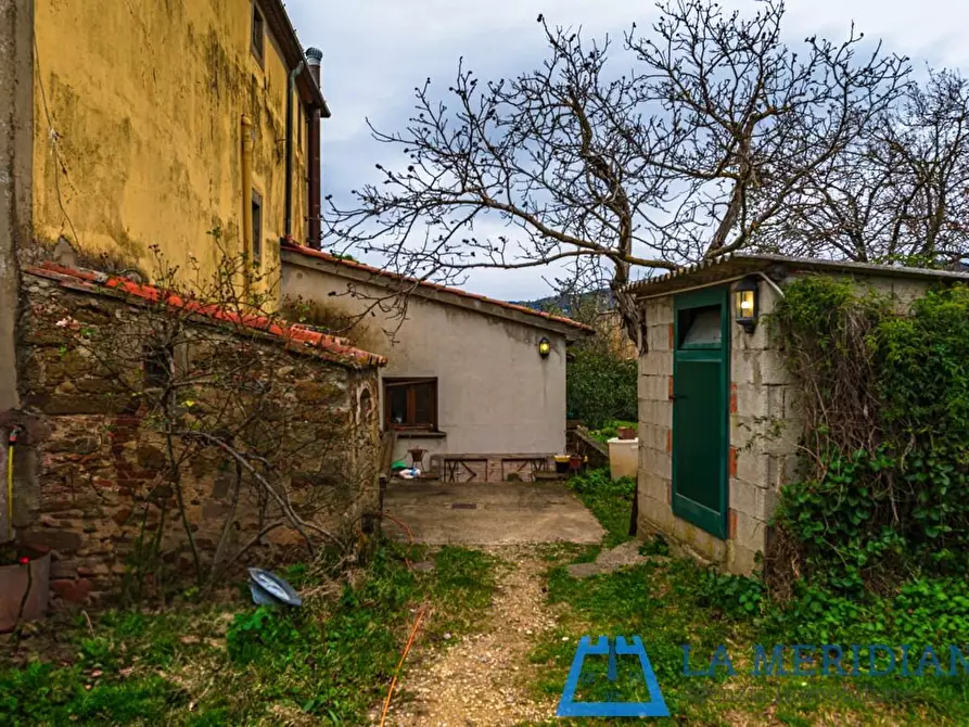 Immagine 36 di Casa indipendente in vendita  a Lamporecchio