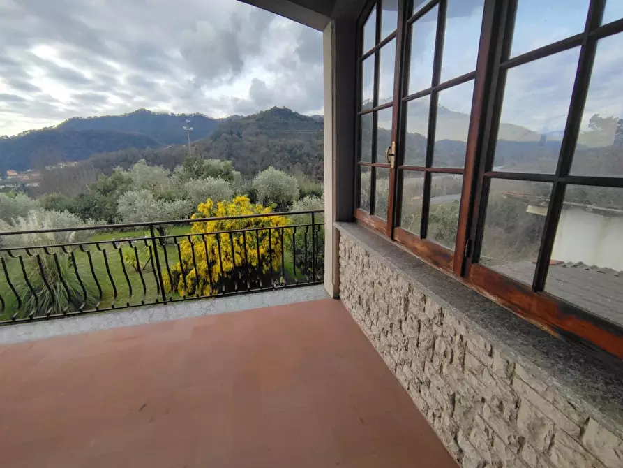 Immagine 10 di Villa in vendita  a Calice Al Cornoviglio