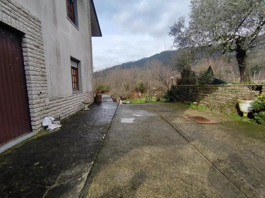 Immagine 16 di Villa in vendita  a Calice Al Cornoviglio