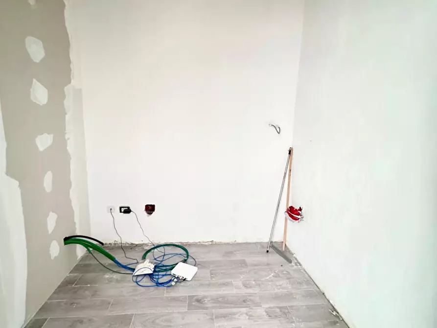 Immagine 5 di Ufficio in vendita  a Palaia