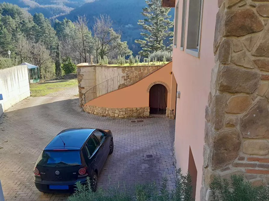 Immagine 42 di Villa in vendita  a Londa