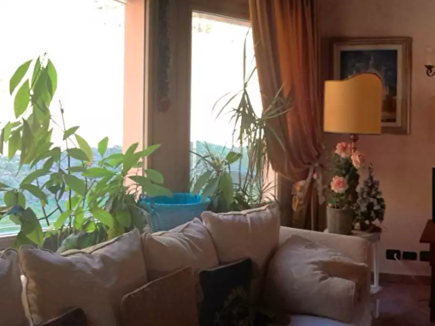 Immagine 8 di Villa in vendita  a Londa