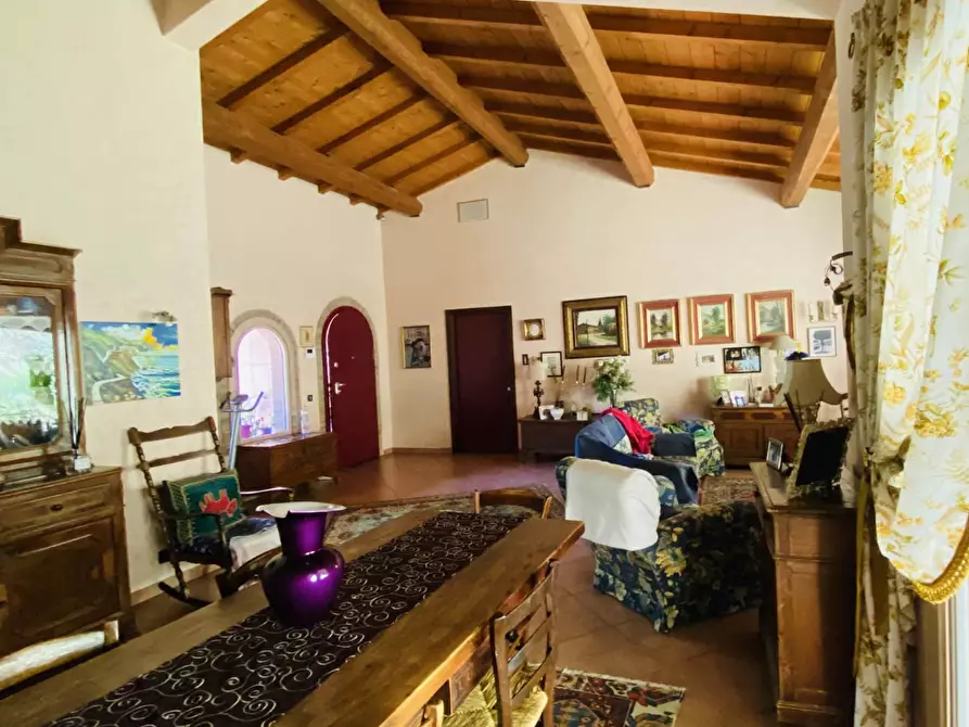 Immagine 14 di Villa in vendita  a Londa