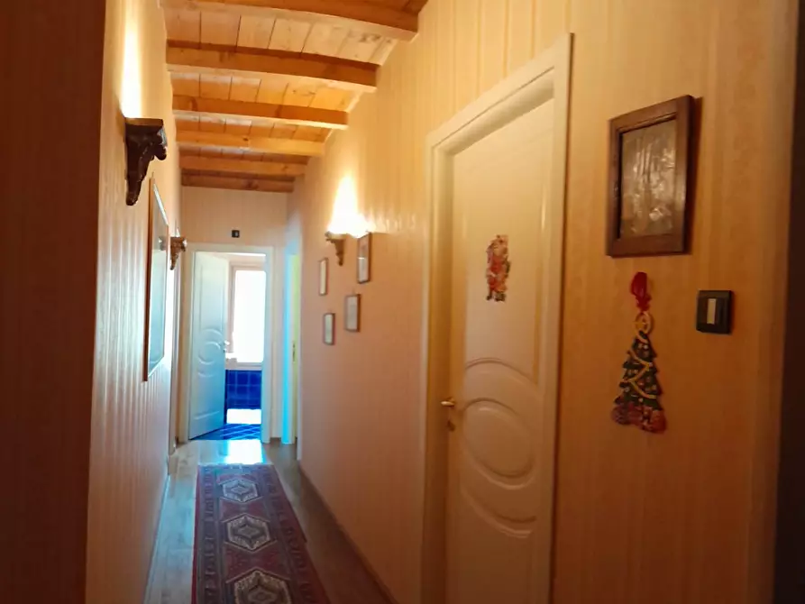 Immagine 18 di Villa in vendita  a Londa