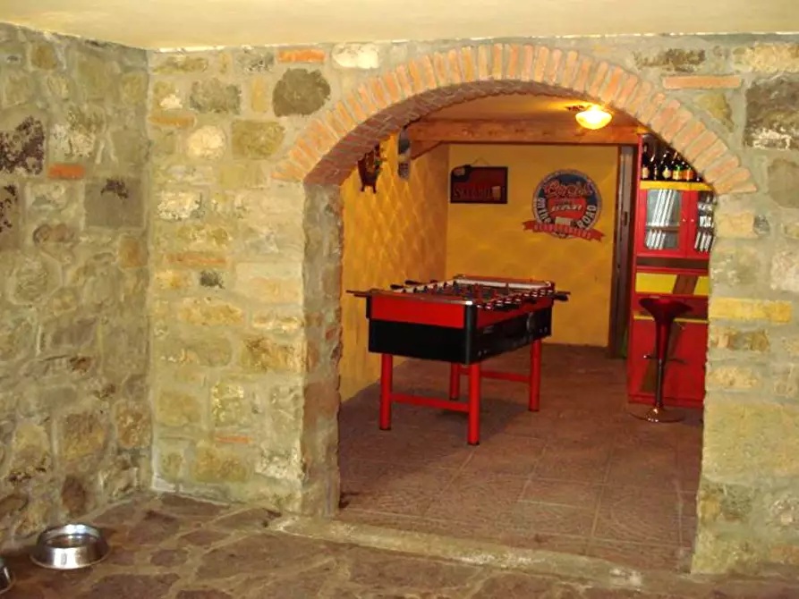 Immagine 9 di Villa in vendita  a Vaglia