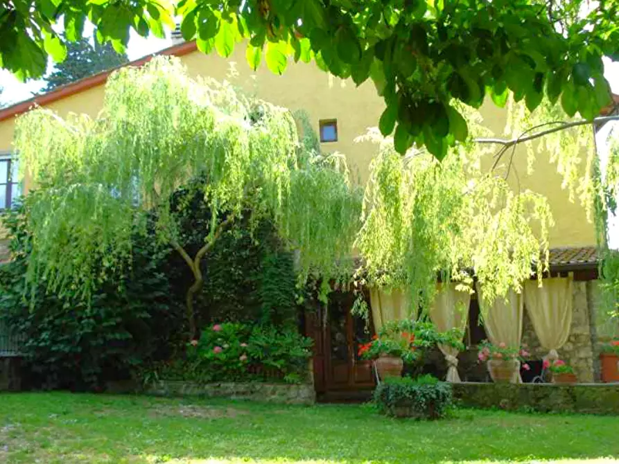 Immagine 5 di Villa in vendita  a Vaglia