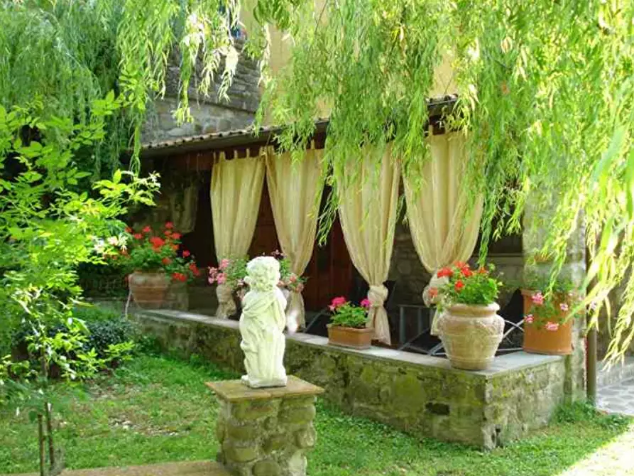 Immagine 6 di Villa in vendita  a Vaglia