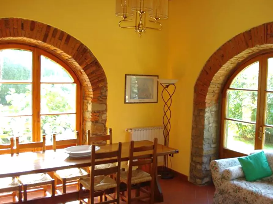 Immagine 11 di Villa in vendita  a Vaglia