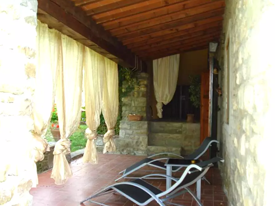 Immagine 4 di Villa in vendita  a Vaglia