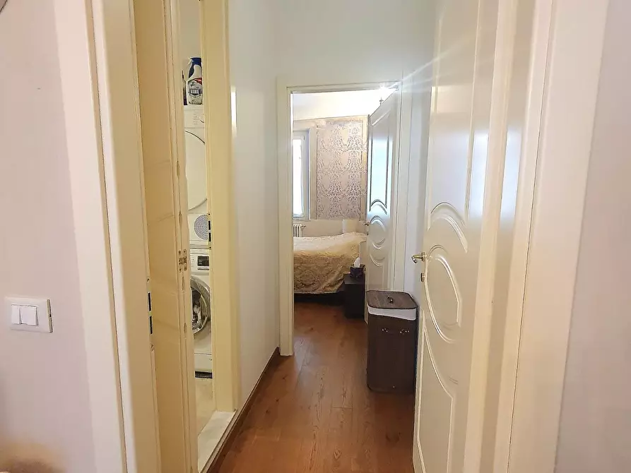 Immagine 20 di Appartamento in vendita  a Lucca