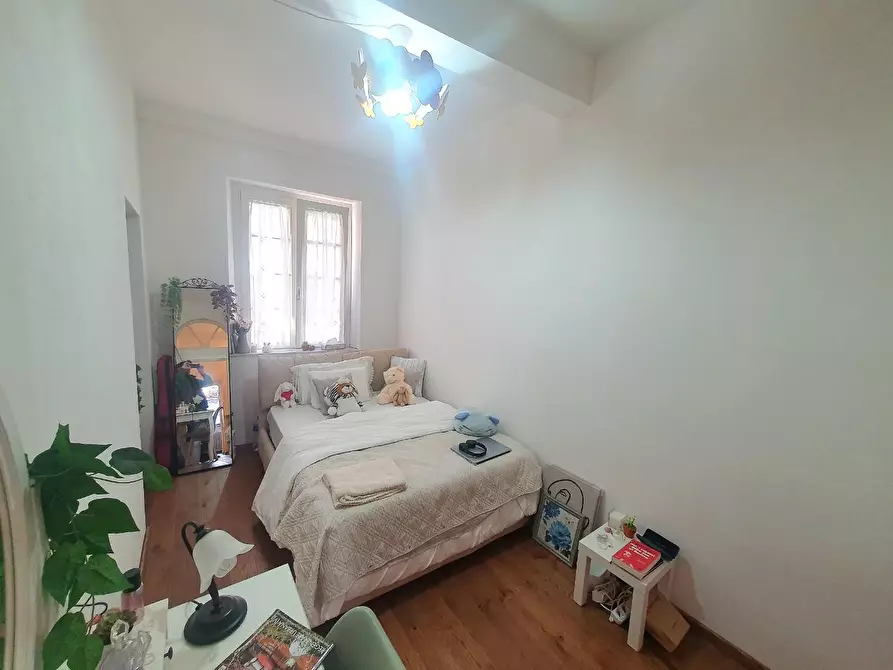 Immagine 35 di Appartamento in vendita  a Lucca