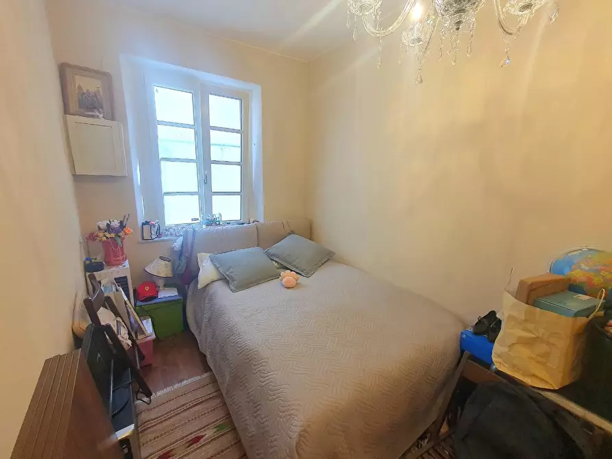 Immagine 41 di Appartamento in vendita  a Lucca