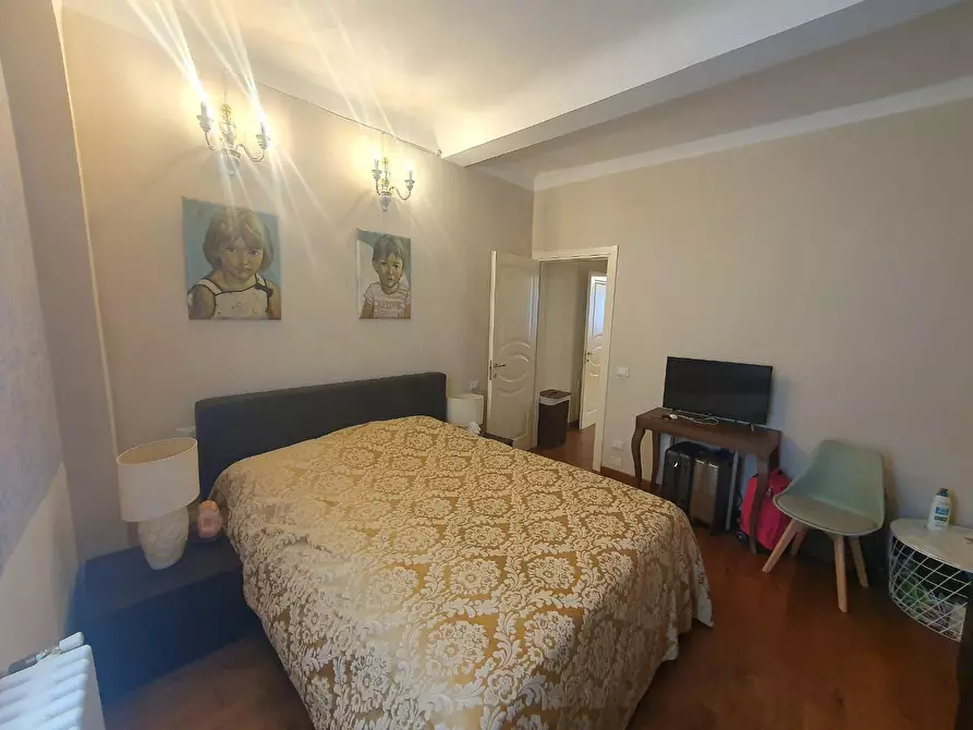 Immagine 23 di Appartamento in vendita  a Lucca