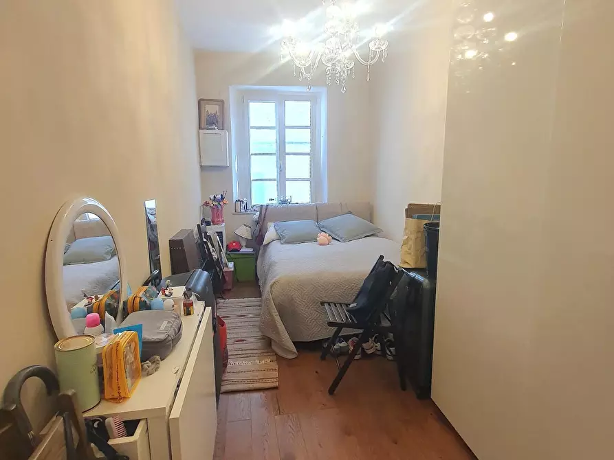 Immagine 40 di Appartamento in vendita  a Lucca