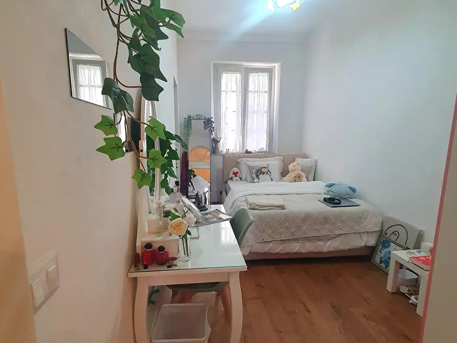 Immagine 36 di Appartamento in vendita  a Lucca