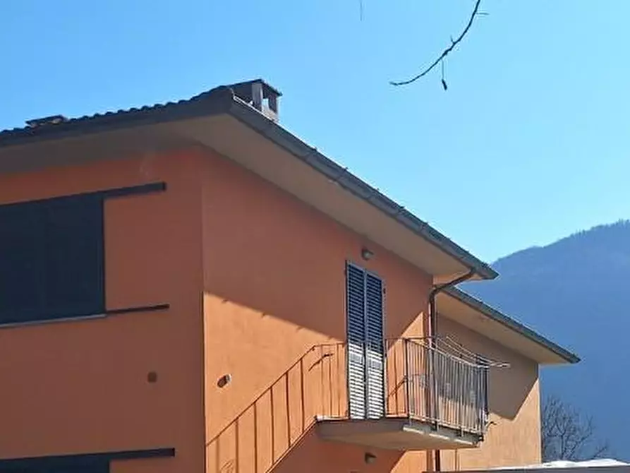 Immagine 2 di Appartamento in vendita  a Coreglia Antelminelli