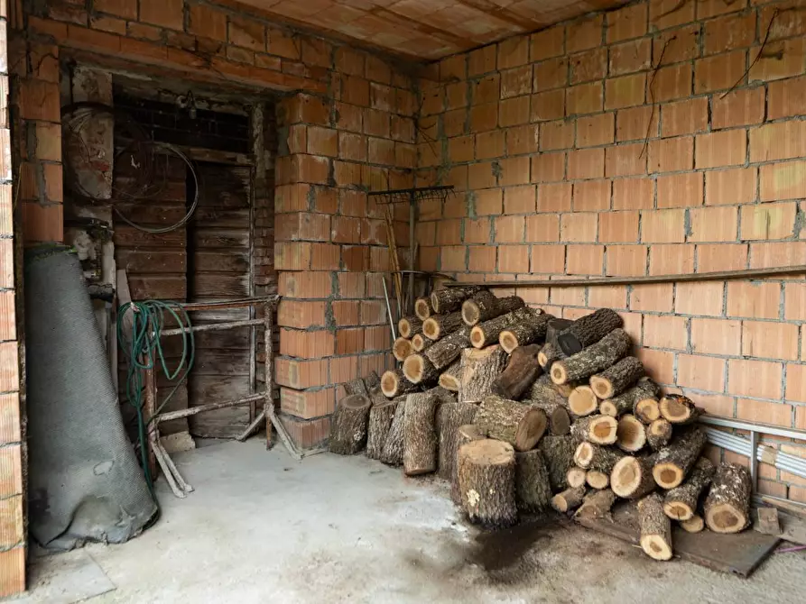 Immagine 18 di Appartamento in vendita  a Villafranca In Lunigiana