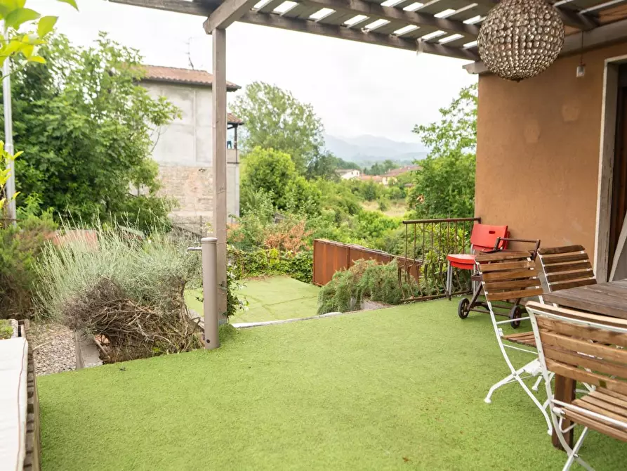 Immagine 13 di Appartamento in vendita  a Villafranca In Lunigiana