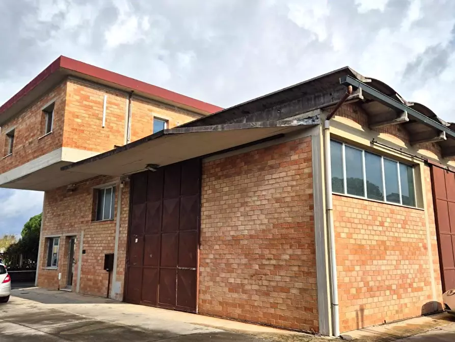 Immagine 2 di Attività artigianale in vendita  a Castelfranco Di Sotto