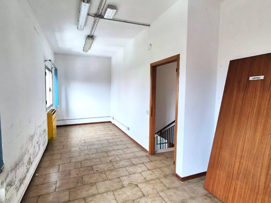 Immagine 15 di Attività artigianale in vendita  a Castelfranco Di Sotto