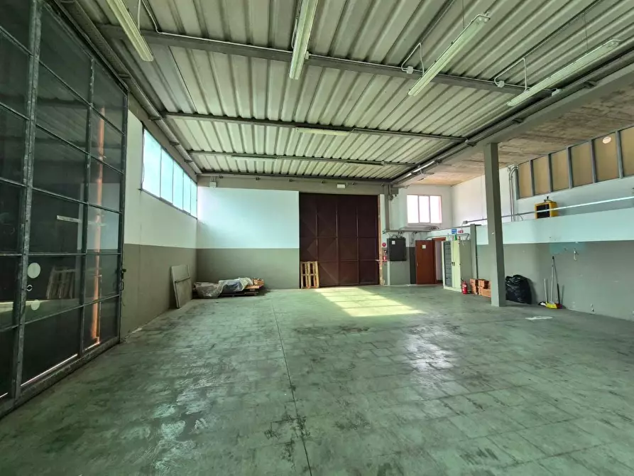 Immagine 7 di Attività artigianale in vendita  a Castelfranco Di Sotto