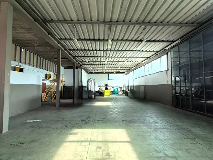 Immagine 5 di Attività artigianale in vendita  a Castelfranco Di Sotto