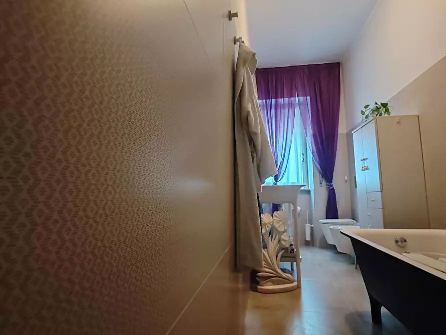 Immagine 6 di Appartamento in vendita  a Massa