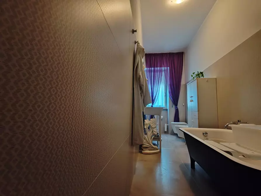 Immagine 5 di Appartamento in vendita  a Massa