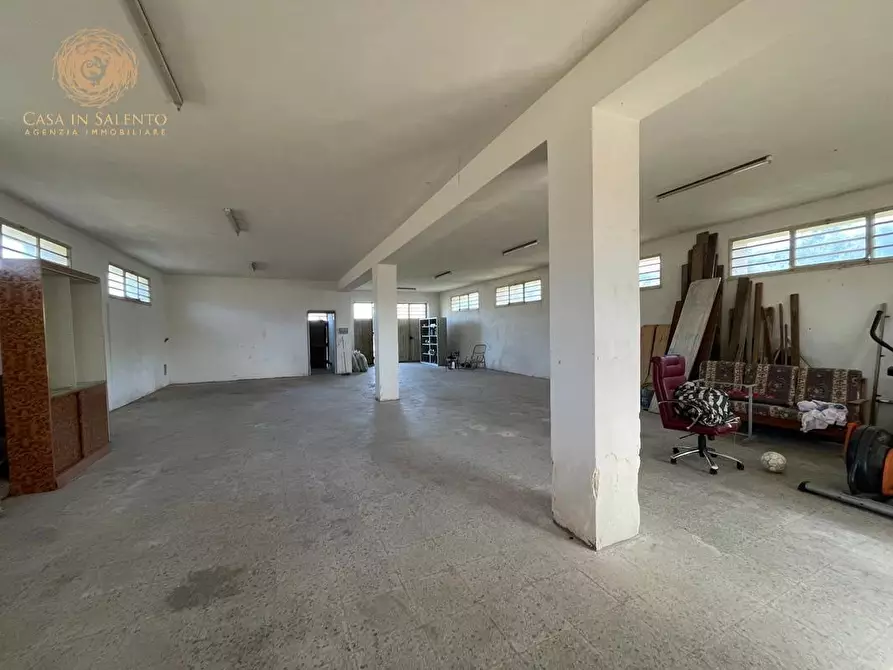 Immagine 2 di Attività artigianale in vendita  a Presicce