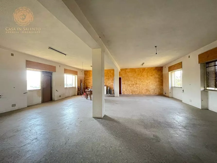 Immagine 5 di Attività artigianale in vendita  a Presicce