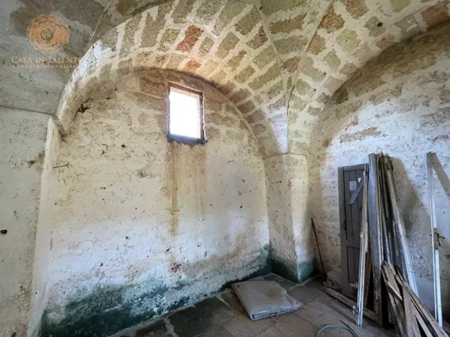 Immagine 33 di Attività artigianale in vendita  a Presicce