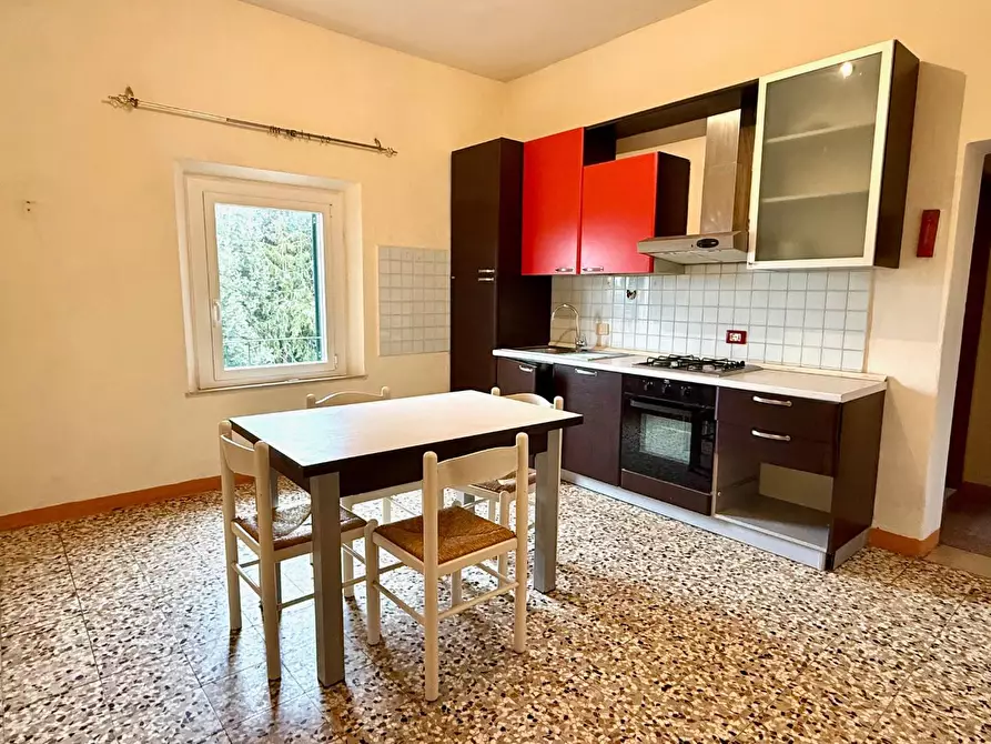 Immagine 2 di Appartamento in vendita  a Peccioli