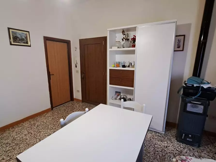 Immagine 3 di Appartamento in vendita  a Peccioli