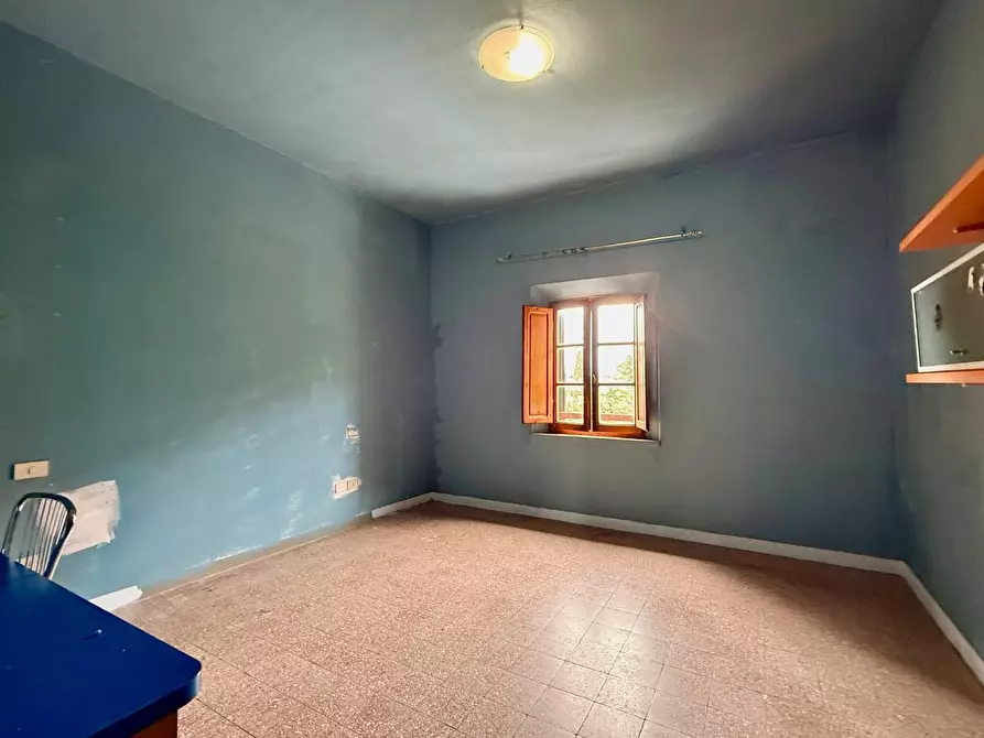Immagine 10 di Appartamento in vendita  a Peccioli