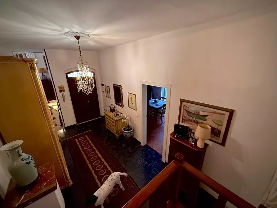 Immagine 78 di Villa in vendita  a Carrara