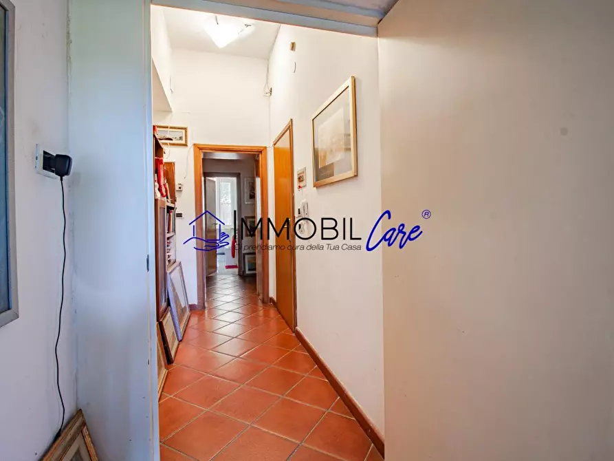 Immagine 12 di Appartamento in vendita  a Livorno