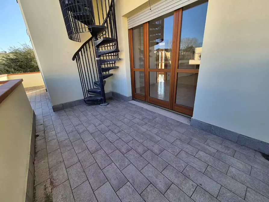 Immagine 3 di Mansarda in vendita  a Pisa