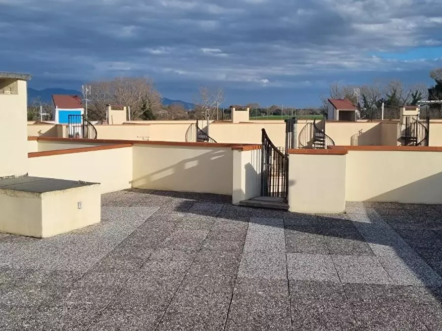 Immagine 17 di Mansarda in vendita  a Pisa