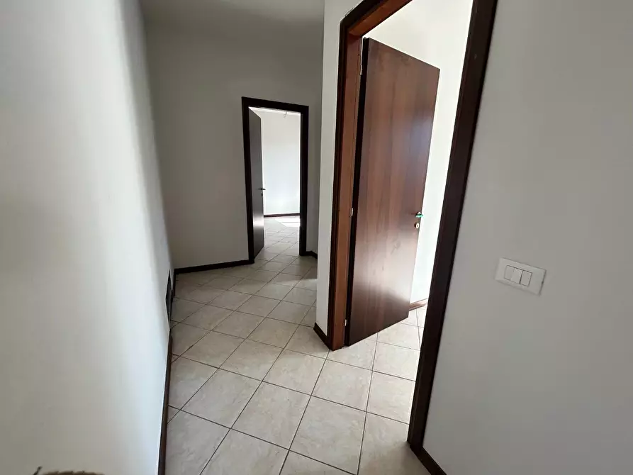 Immagine 8 di Appartamento in vendita  a Montopoli In Val D'arno