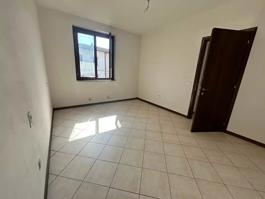 Immagine 17 di Appartamento in vendita  a Montopoli In Val D'arno