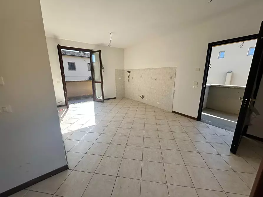 Immagine 4 di Appartamento in vendita  a Montopoli In Val D'arno