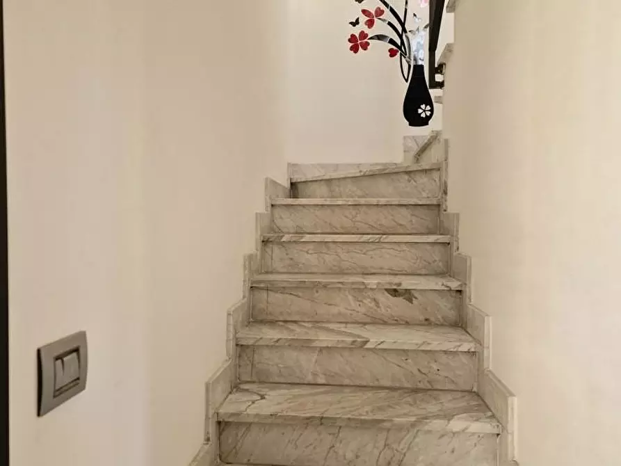 Immagine 9 di Appartamento in vendita  a Massa