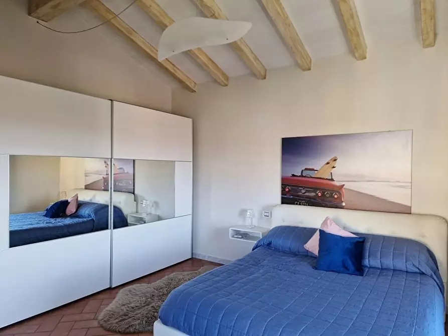 Immagine 13 di Appartamento in vendita  a Massa