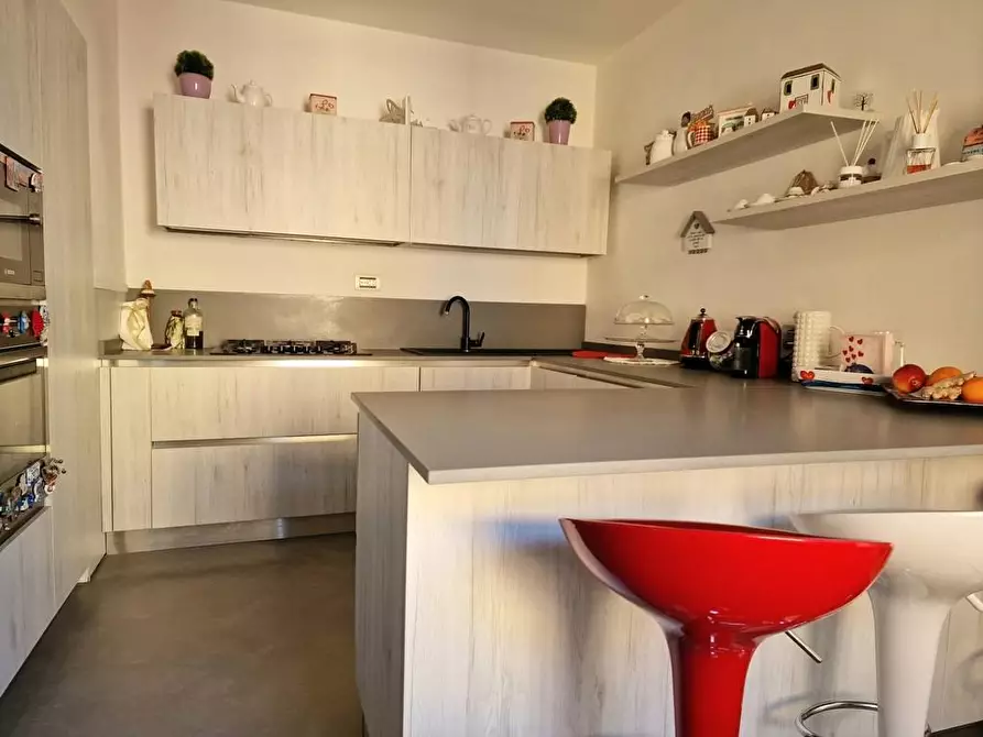 Immagine 6 di Appartamento in vendita  a Massa