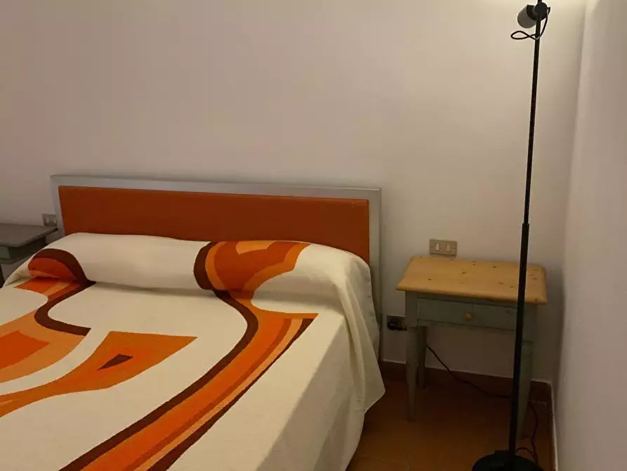 Immagine 17 di Casa bifamiliare in vendita  a Montignoso