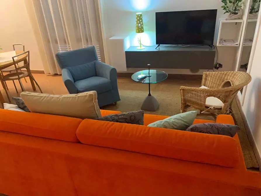 Immagine 6 di Casa bifamiliare in vendita  a Montignoso