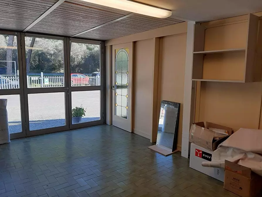 Immagine 9 di Attività artigianale in vendita  a Vicopisano